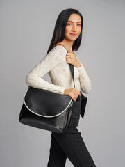 Jia Flap Bag | Black